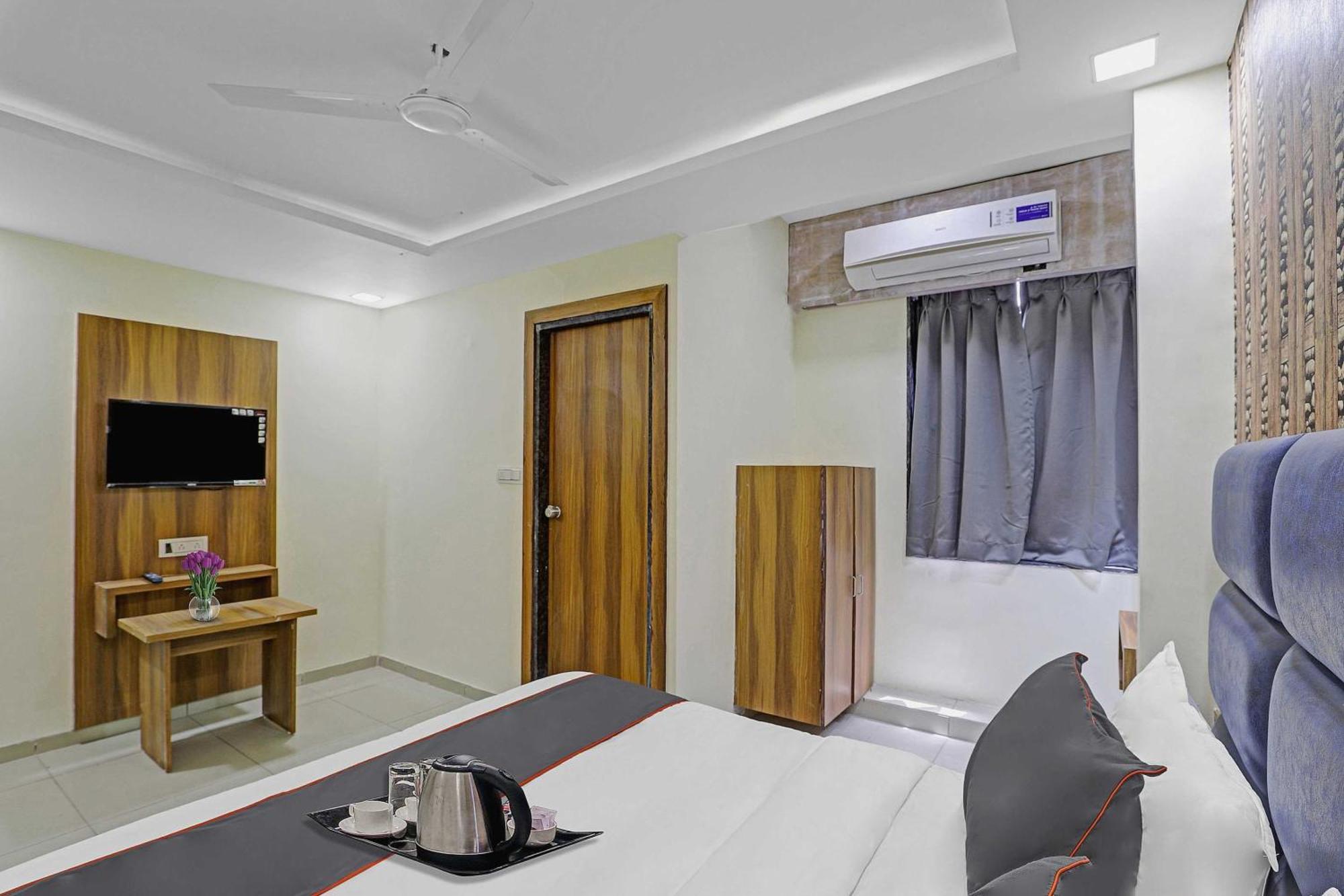 POP 89548 Hotel Hill View Vadodara Buitenkant foto